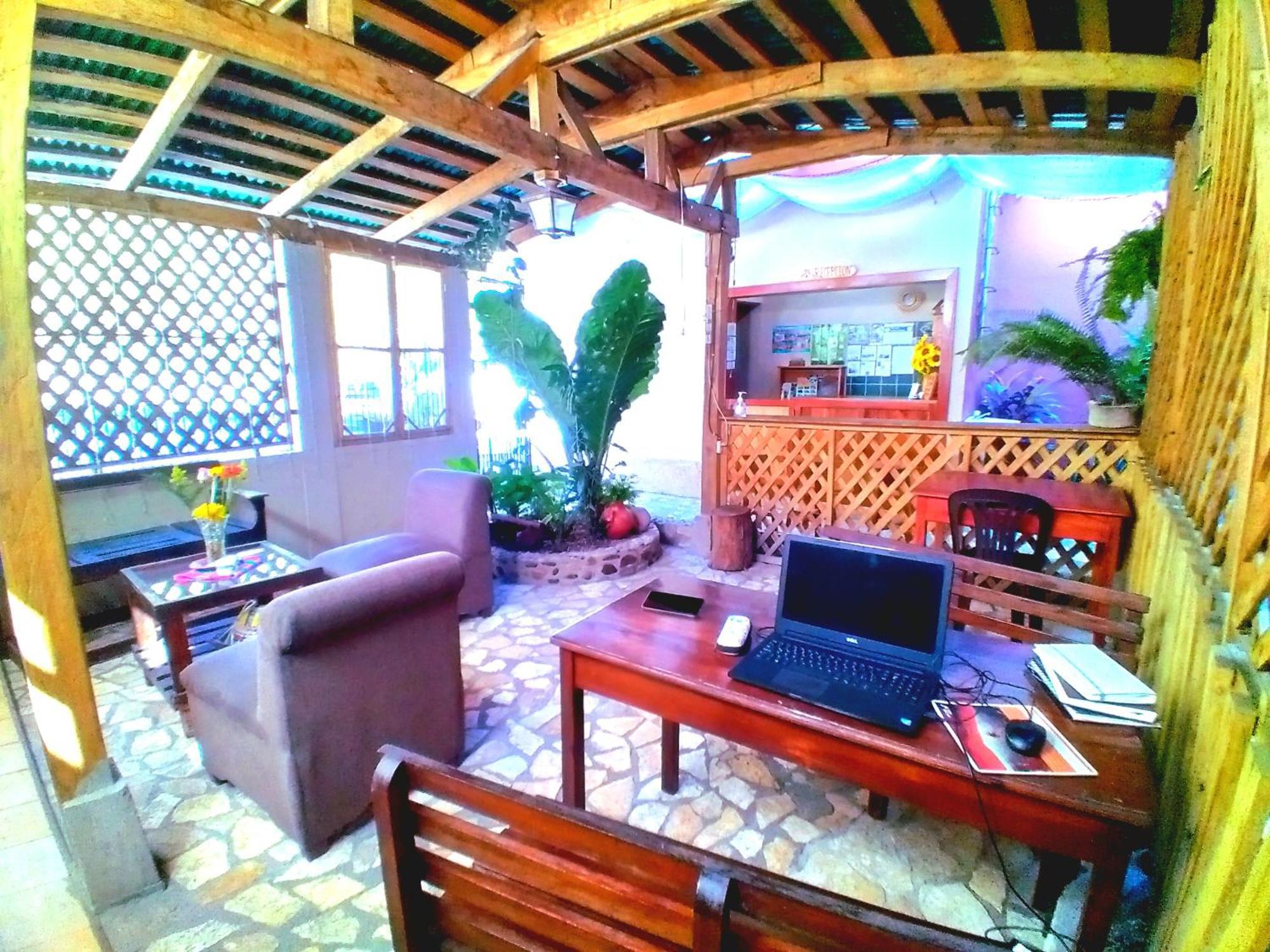 Hotel Rosalila Copan Экстерьер фото